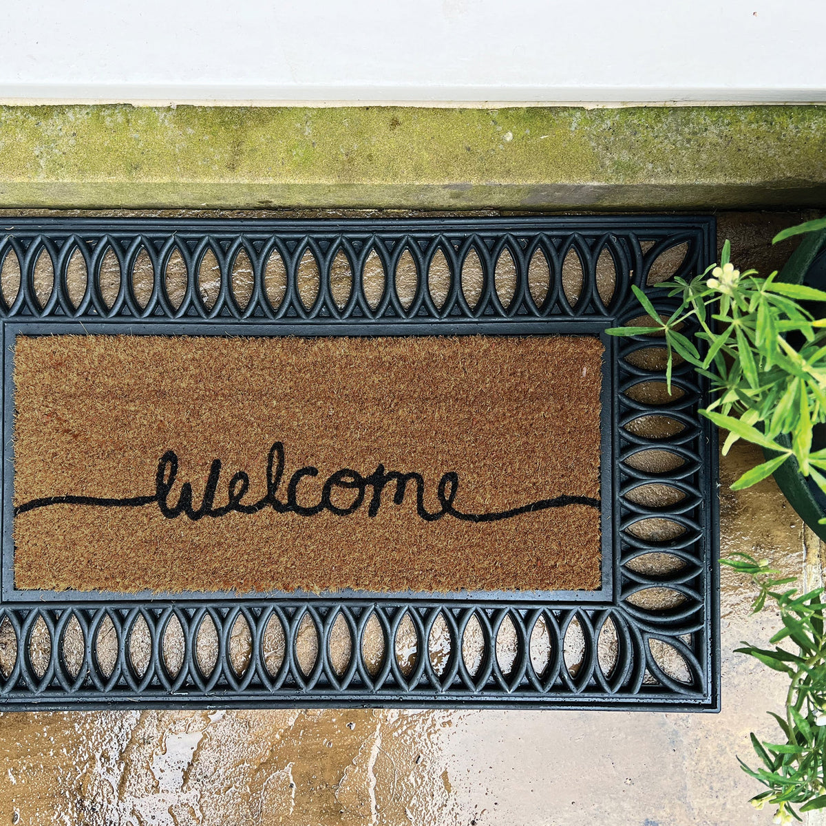 Fenwick | Rubber Scraper Doormat Frame With Cut Out Leaf Border