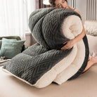 Ownkoti Thick Sherpa Winter Blanket with Quilt Core